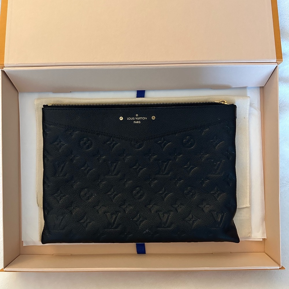 Authentic Louis Vuitton Black Clutch - Picture 6 of 11
